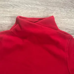 Athleta Vibrant Red Turtleneck Women’s Mock Neck Cozy Sweater Medium thumbnail 3