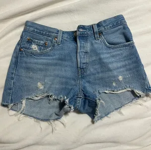 Levi’s Shorts 501 thumbnail 1