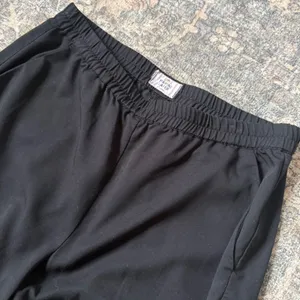 $98 Marine Layer Allison Black Tapered Ankle Pants Elastic Waist Tulip Hem Large thumbnail 4