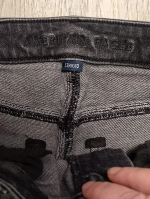 American Eagle Black Mom Jeans Size 2R thumbnail 4