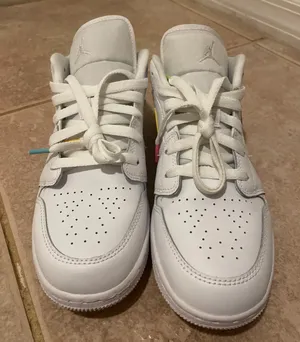 Nike Jordan Air Jordan 1 Low Multi-Color Swoosh thumbnail 3
