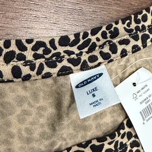 Old Navy Luxe Leopard Print Women's Top NWT Small C1-054 thumbnail 2