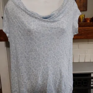 Joie 100% Soft Linen White Blue Ditsy Floral Cap Sleeve Drape Slub Knit Blouse thumbnail 2