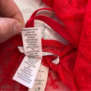 NWT Victoria’s Secret Red‎ Sheer Lace Plunge Babydoll Garter Lingerie Size Large thumbnail 4