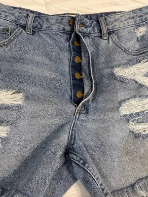 We The Free Distressed “Moon Child’ Distressed Cured Fray Hem Shorts. Size 30. thumbnail 5