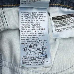 Levis Classic Mid Rise‎ Skinny Jeans Womens 31 Dark Wash Stretch Minimal Indie thumbnail 9