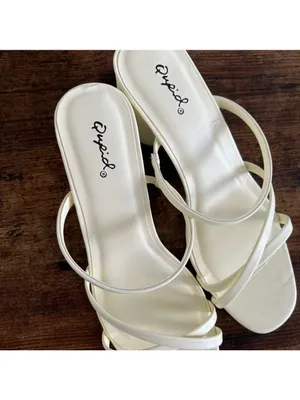 Qupid‎ Strappy Block Heel Slide Sandals Size 10 Cream Square Toe Minimalist thumbnail 4