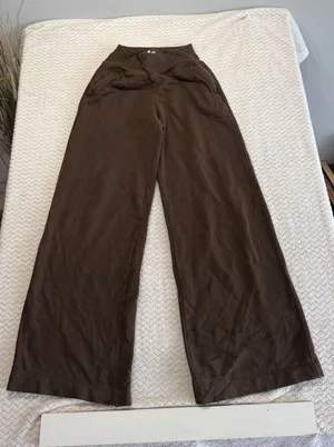 Alo Yoga Serenity Wide Leg Sweatpants Espresso Brown XXS Wide Leg Fleece thumbnail 1