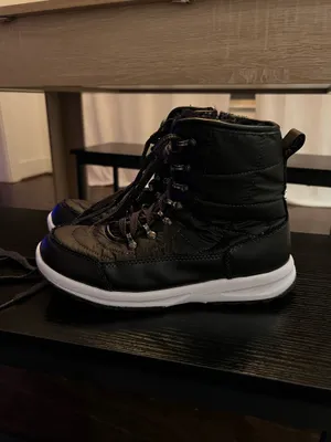 Black Weatherproof Boots thumbnail 2