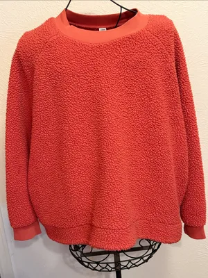 Old Navy Cozy Coral Sherpa Sweater - Soft Fleece Pullover thumbnail 1