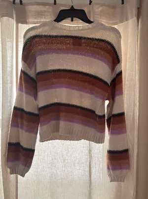 Sweater thumbnail 1