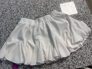 White Mini Skirt Size M thumbnail 1