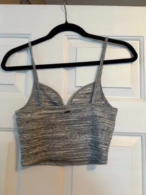 Hollister Tank Crop Top thumbnail 2