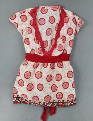 Papaya Tunic Top Womens M White Red Floral Lace Trim Boho Cap Sleeve Babydoll thumbnail 1