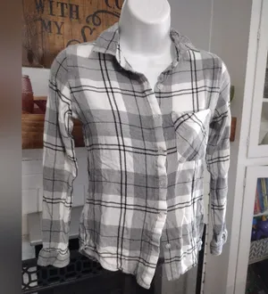 Altar'd State flannel shirt thumbnail 1