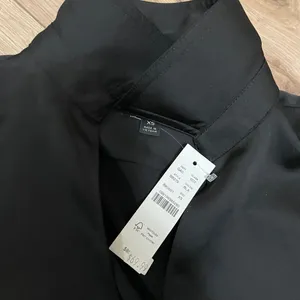 J. Crew Blouse Womens XS Black New Business Casual thumbnail 2