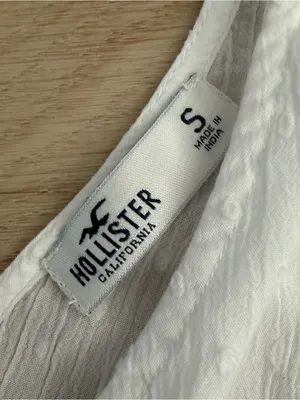 Hollister White Textured Peplum V-Neck Top thumbnail 3