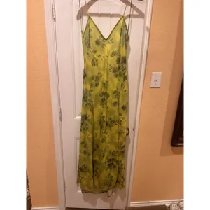 ZARA PRINTED MIDI DRESS GREEN, Size XL NEW WITH TAG thumbnail 4