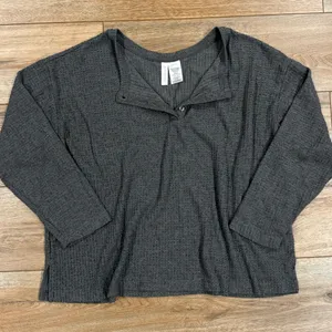 JOYSPUN Basic Gray Long Sleeve Ribbed Henley Top | Size Large thumbnail 1