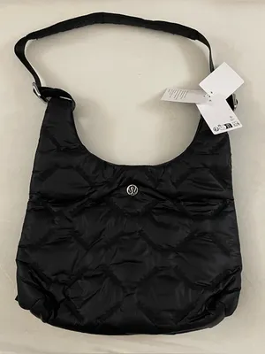 Lululemon NWT Quilty Pleasures Shoulder Bag Mini 5L Black Wordmark thumbnail 3