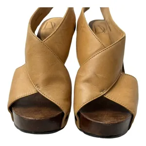 Diane Von‎ Furstenberg Shoes Women 6 Tan Leather Open Toe Slingback Wood Heels thumbnail 5