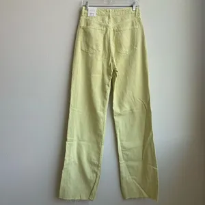 NWT Zara Wide Flare Leg Green Solid Wash Raw Hem Jeans High Rise Size 8 thumbnail 3