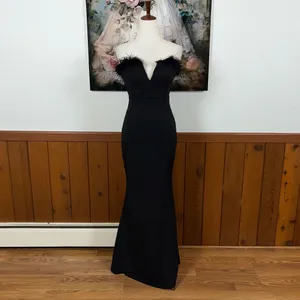 Elegant Lulu’s Extraordinary Glam Feather Trim Evening/Prom Gown! thumbnail 2