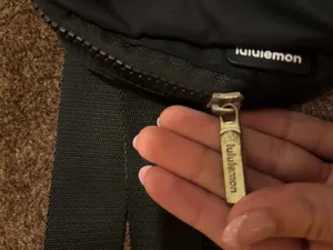 Black Lululemon Belt Bag Everywhere thumbnail 3