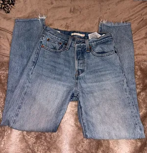 Levi’s Wedgie Straight Jeans thumbnail 1