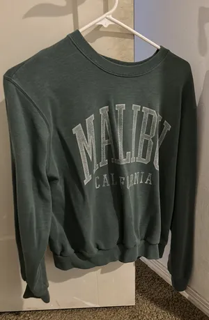 Hollister Crew Sweater  thumbnail 1