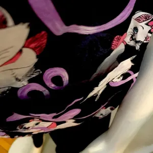 Disney Aristocats Scrub Top! 2 pocket‎ thumbnail 5