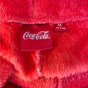 Coca-Cola Snowflake Holiday Joggers thumbnail 7