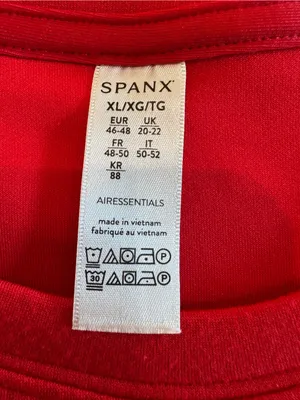 Spanx AirEssentials cropped pocket shorts sleeve top red size XL thumbnail 6