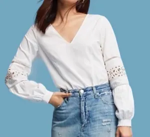 Maeve Anthropologie White Cotton Lace Cutout Sleeve V Neck Blouse Size 6‎ thumbnail 1