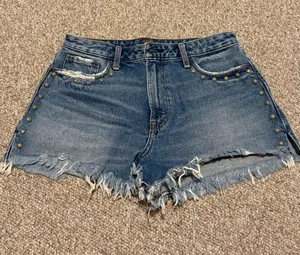 Studded denim shorts thumbnail 1