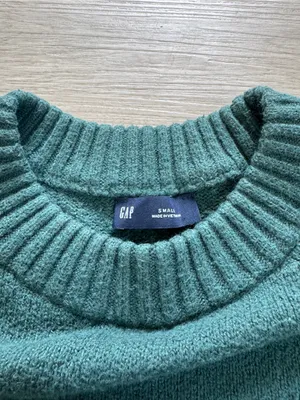 GAP Women's Crewneck Sweater in Deep Green thumbnail 3