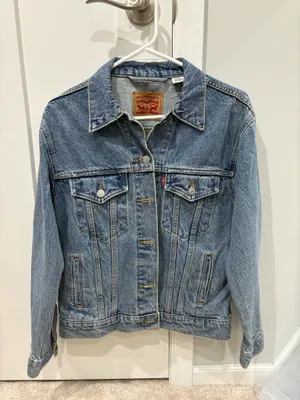 Levi’s Denim Jacket Women’s thumbnail 1