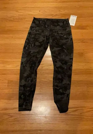 Wunder Train Lululemon High-Rise 28" Leggings thumbnail 2