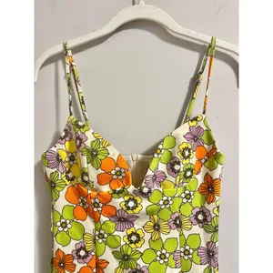Zara Bright 70s Style Retro Floral Mini Dress Women's sz. XS Green Multicolor thumbnail 4
