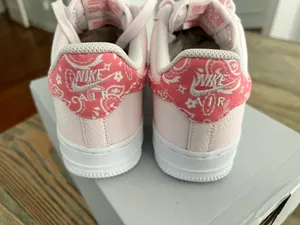 Nike Air Force 1 07 Women’s Shoes thumbnail 4