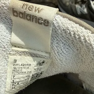 New Balance 420 women sneakers shoes size 7 thumbnail 7