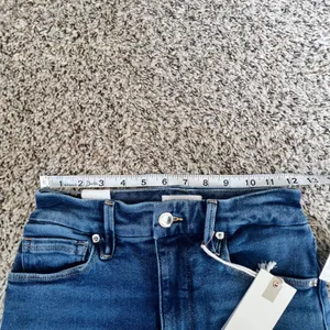 Good‎ American Blue High Rise Straight Leg Jeans Ripped Distressed Size 00 24 thumbnail 5
