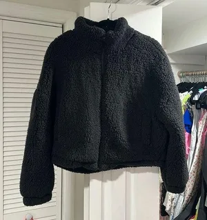 Francesca‘s Black Sherpa jacket size large thumbnail 1