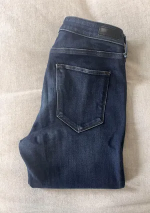 Abercrombie Dark Jeggings thumbnail 2