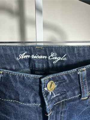 J74. American Eagle Outfitters Dark Blue Distressed Flare Jeans size 8 thumbnail 2
