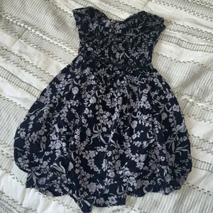 Dainty Hooligan Strapless mini dress thumbnail 2