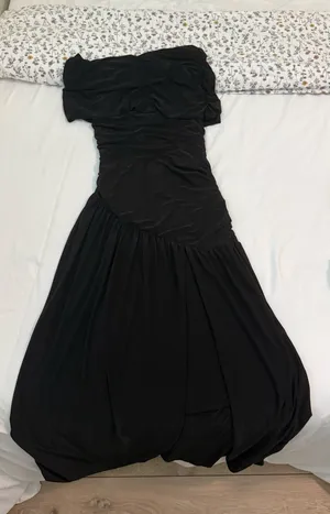 Pretty Little Thing Dress thumbnail 1