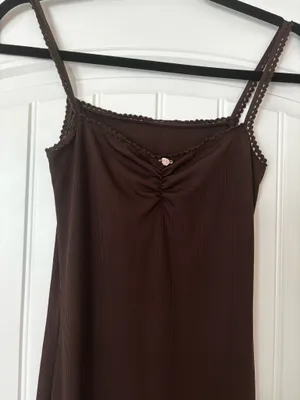 Brown Ribbed Dress with Rose Detail thumbnail 2