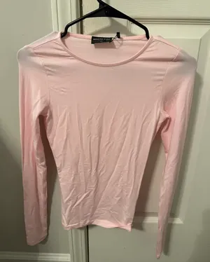 Pink long sleeve white fox top thumbnail 2