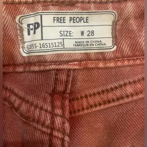 Free People Wales High Rise Wide Leg Cropped Faded Button Fly Jeans Size 28 thumbnail 7